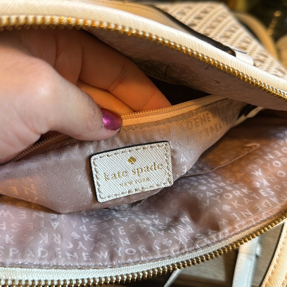 KATE SPADE TOTE - Picture 8 of 15